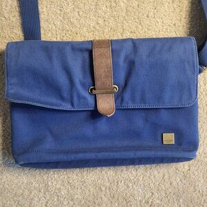 Knomo London Troon Cross Body Messenger Bag